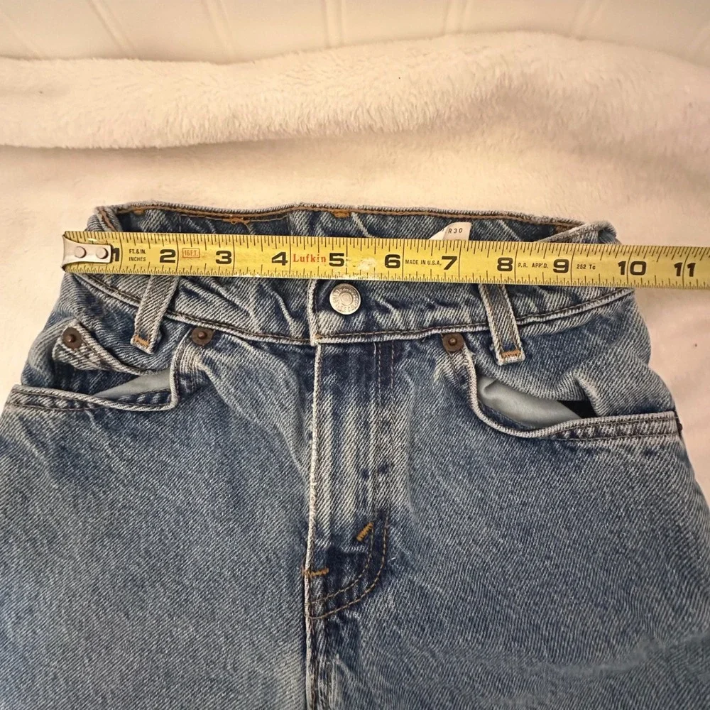 Levi's 550 Denim Shorts Boys 9  Excellent Vintage Relaxed Fit Slim Cut Off Retro